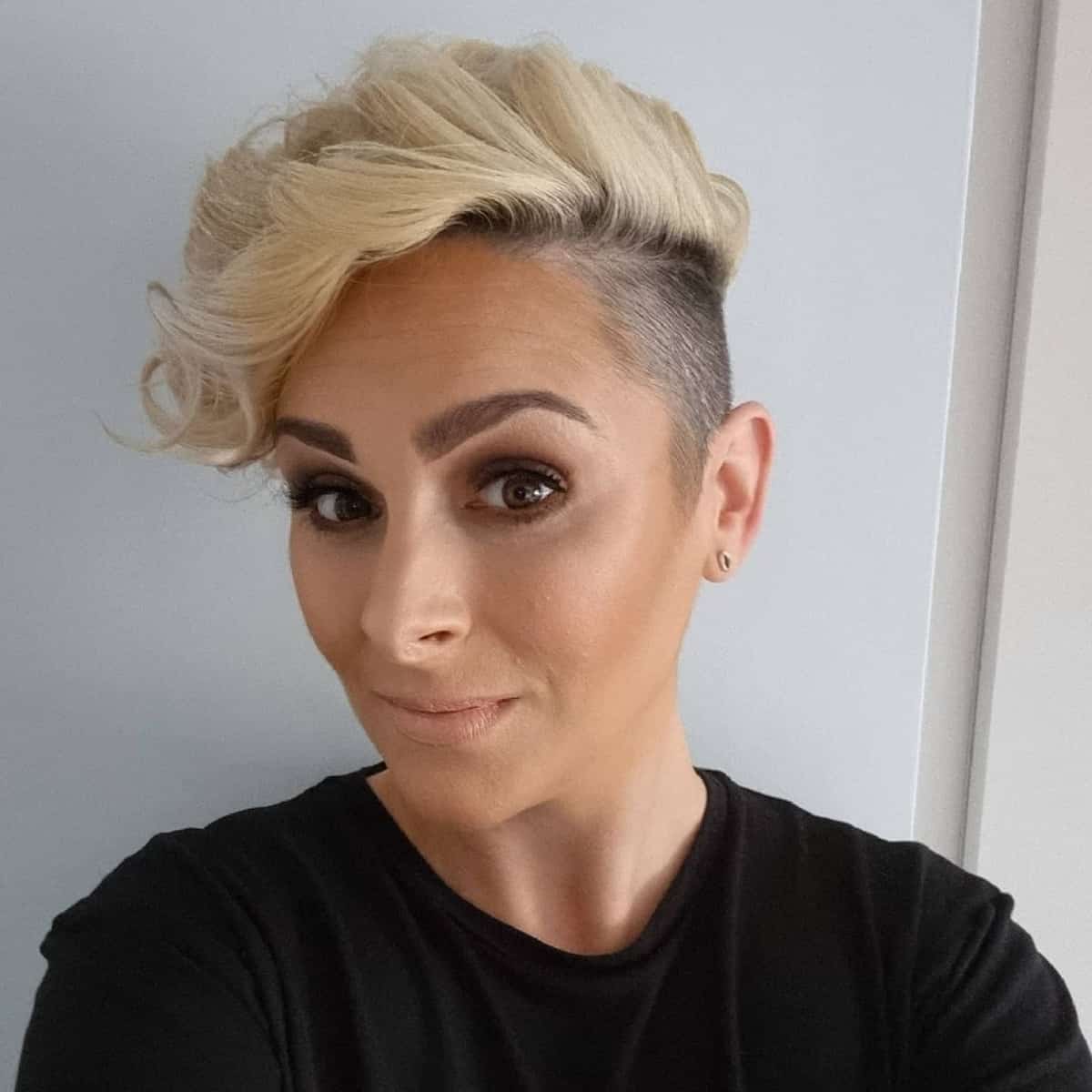 Androgynous Pixie Cut for wavy hair