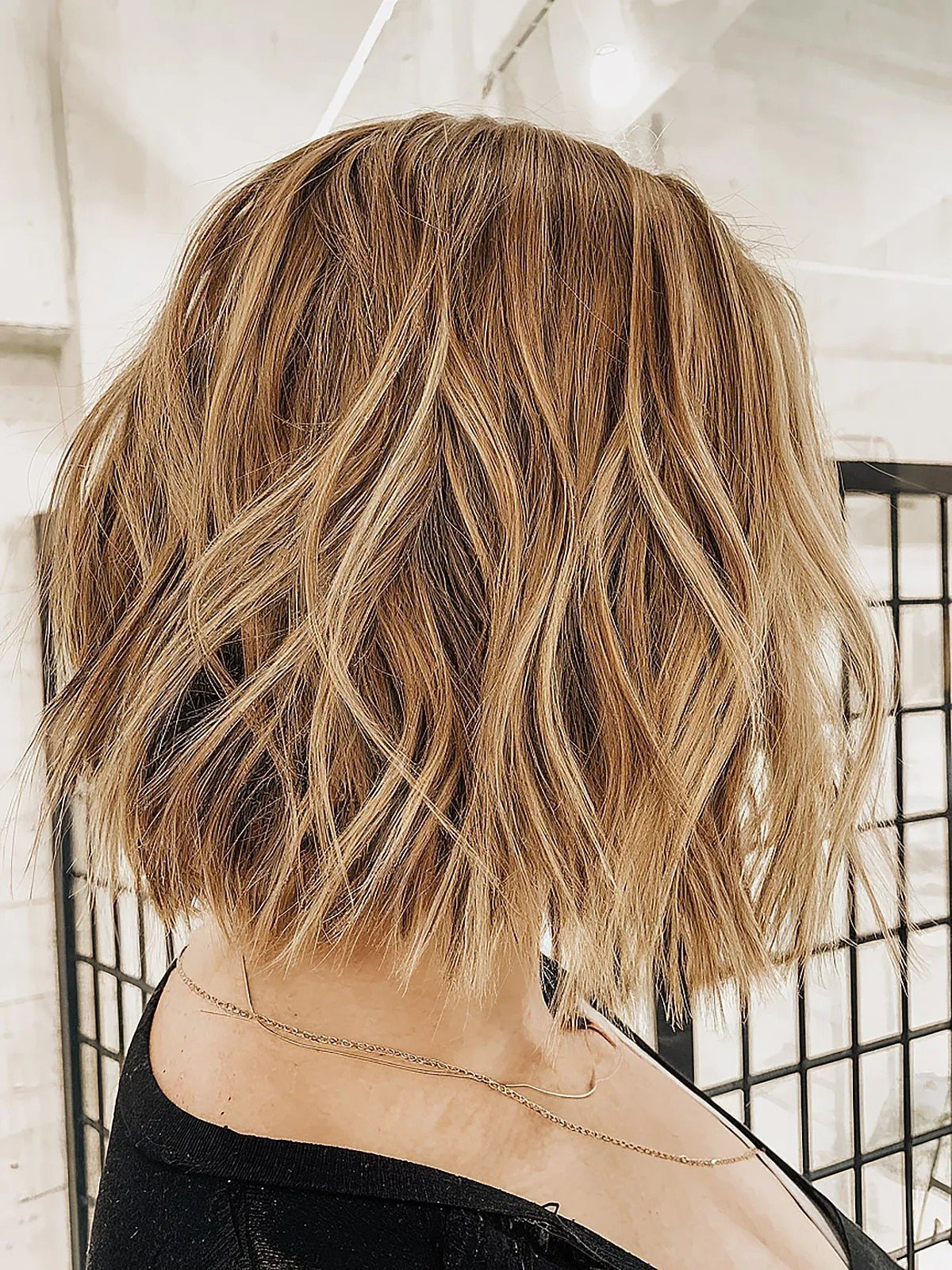 One-Length Medium Choppy Bob with Textured Layers and Waves for Thin Hair